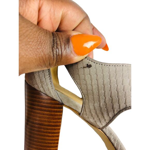 3698 Michael Kors Grey Leather Snake Embossed Heels Peep Toe Zip Sandals 10M - Picture 4 of 8